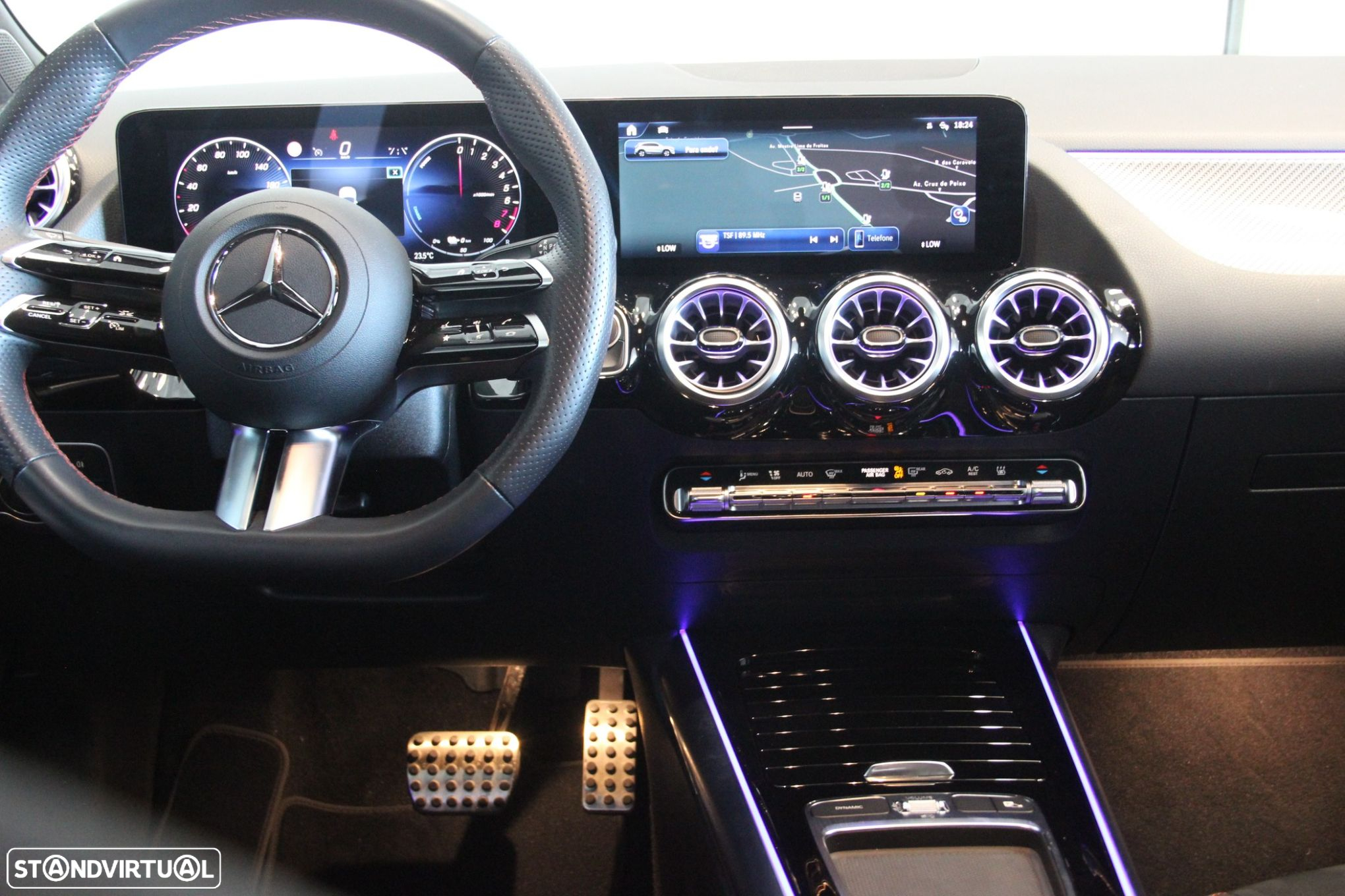 Mercedes-Benz GLA 250 - 18