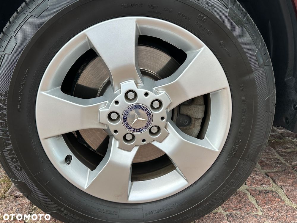 Mercedes-Benz GLK 320 CDI DPF 4Matic 7G-TRONIC - 31