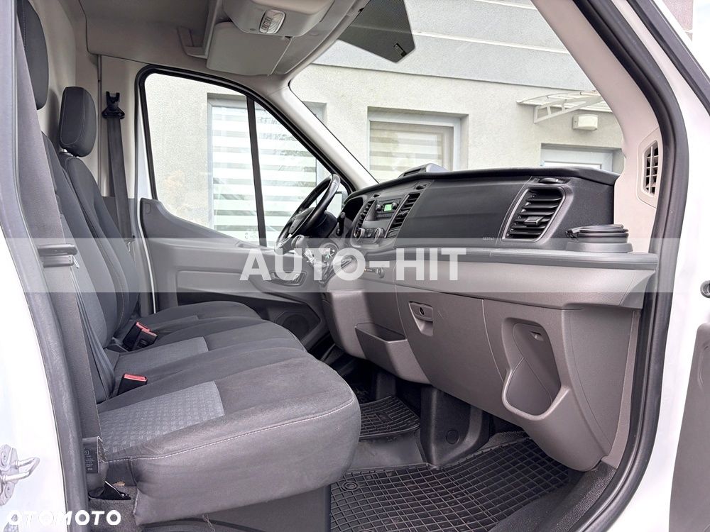 Ford Transit - 20