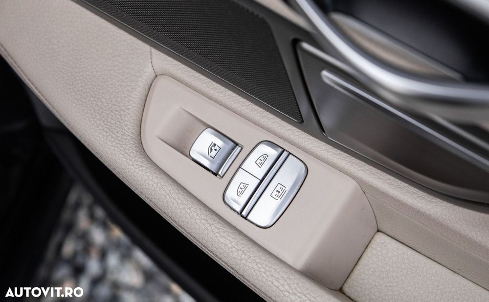 BMW Seria 7 730d xDrive - 29