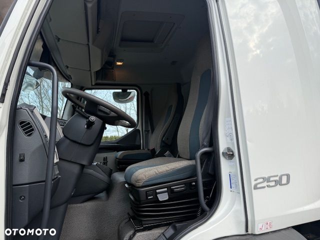 Volvo FL 250 4x2 Skrzynia 18palet / Ładowność 10200kg/Super Stan - 15