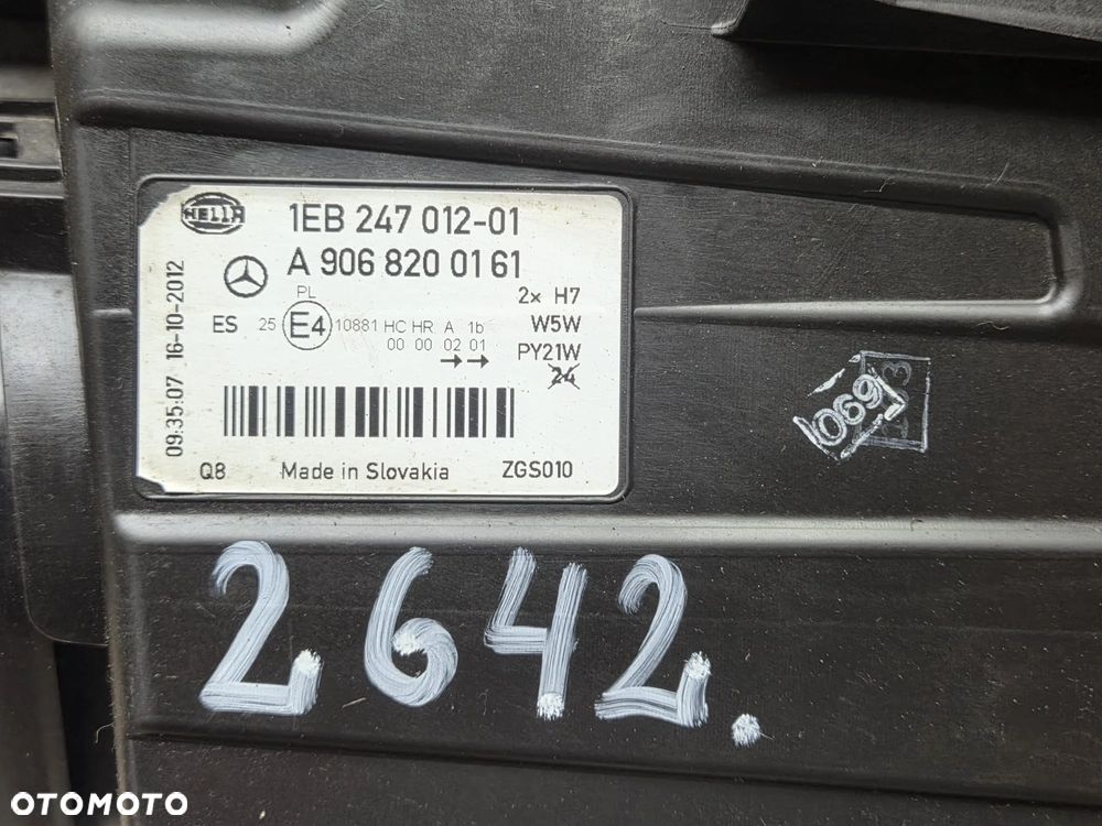 Mercedes Sprinter W906 A9068200161 lampa lewy lewa przód przednia - 11