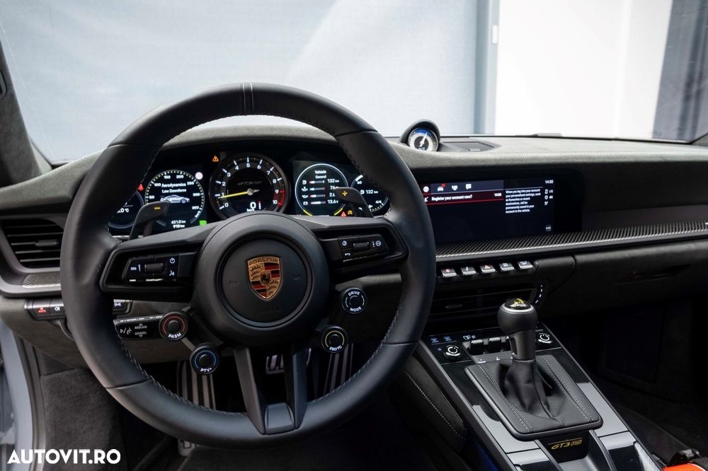 Porsche 911 GT3 RS PDK - 8