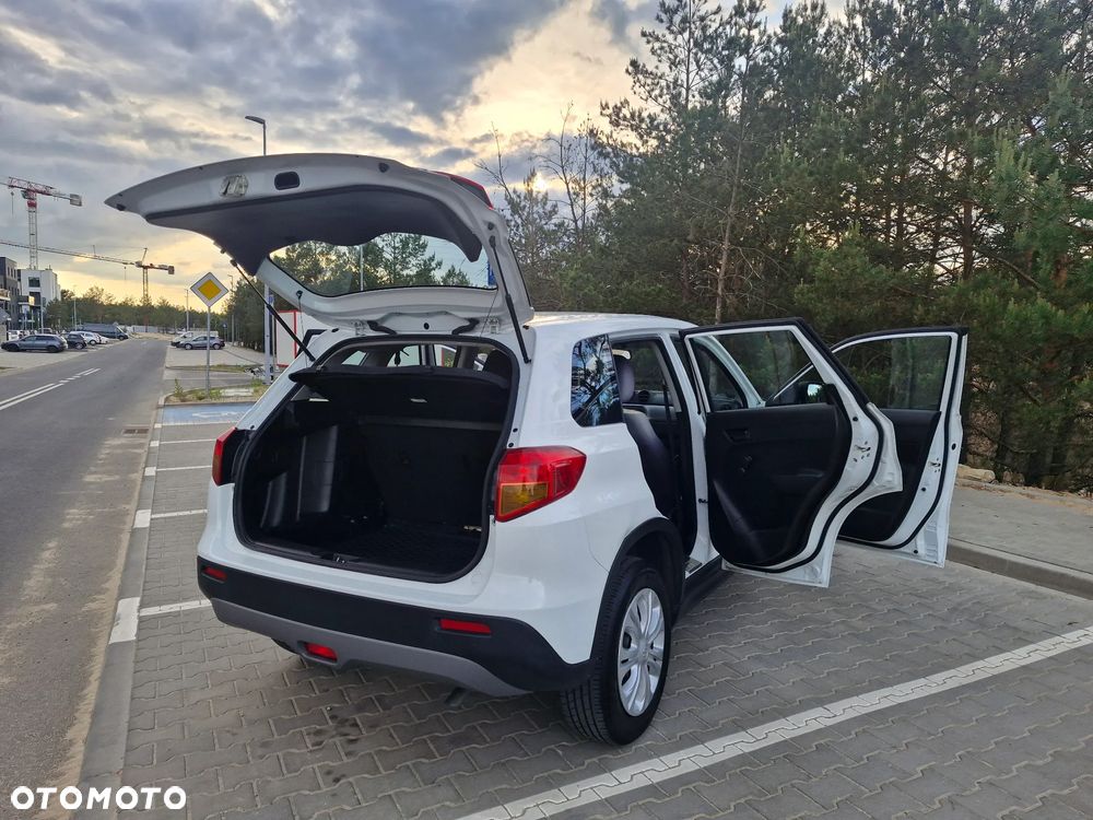 Suzuki Vitara 1.6 Comfort 2WD - 3
