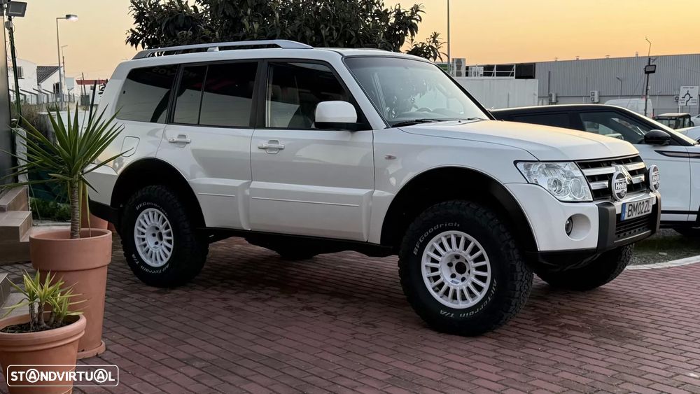 Mitsubishi Pajero 3.2 DI-D Intense - 16