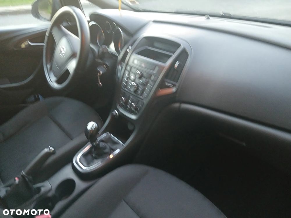 Opel Astra - 9