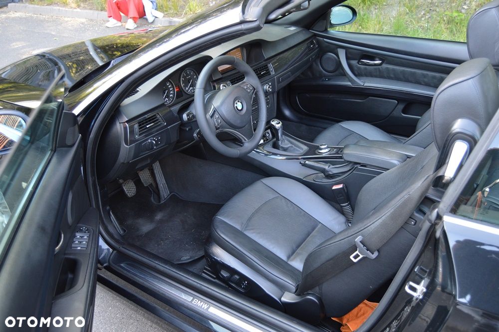 BMW Seria 3 320i Edition Exclusive - 7