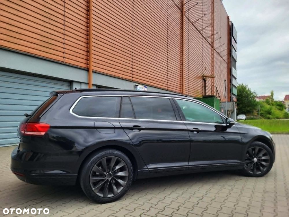 Volkswagen Passat 2.0 TDI SCR DSG Highline - 18