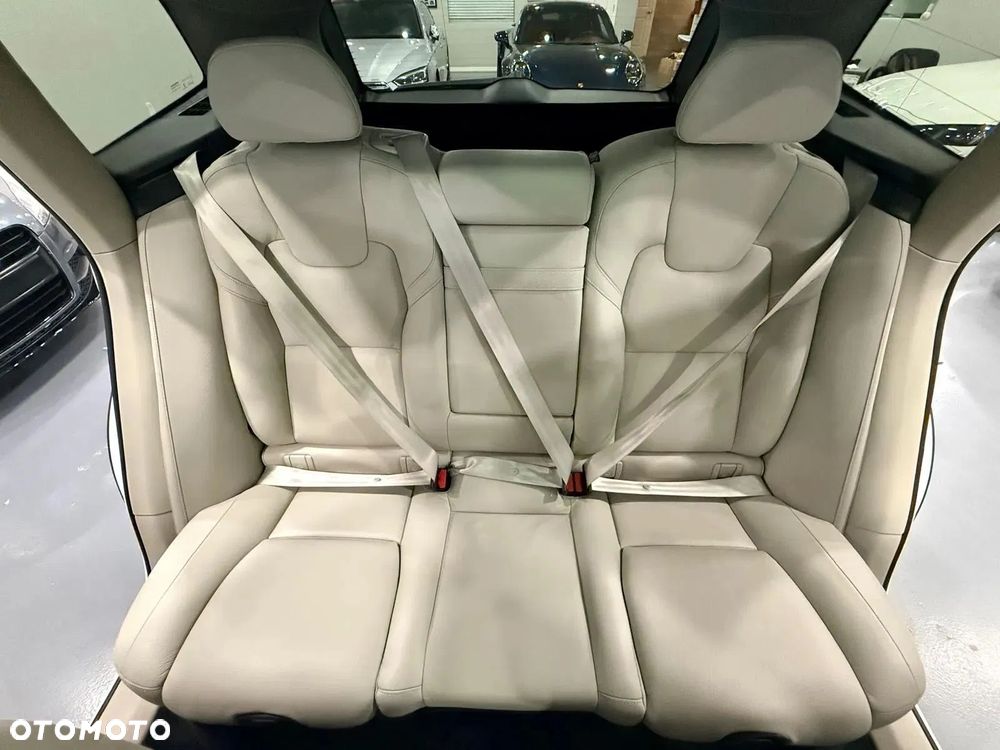 Volvo XC 60 T5 GPF AWD Inscription - 25