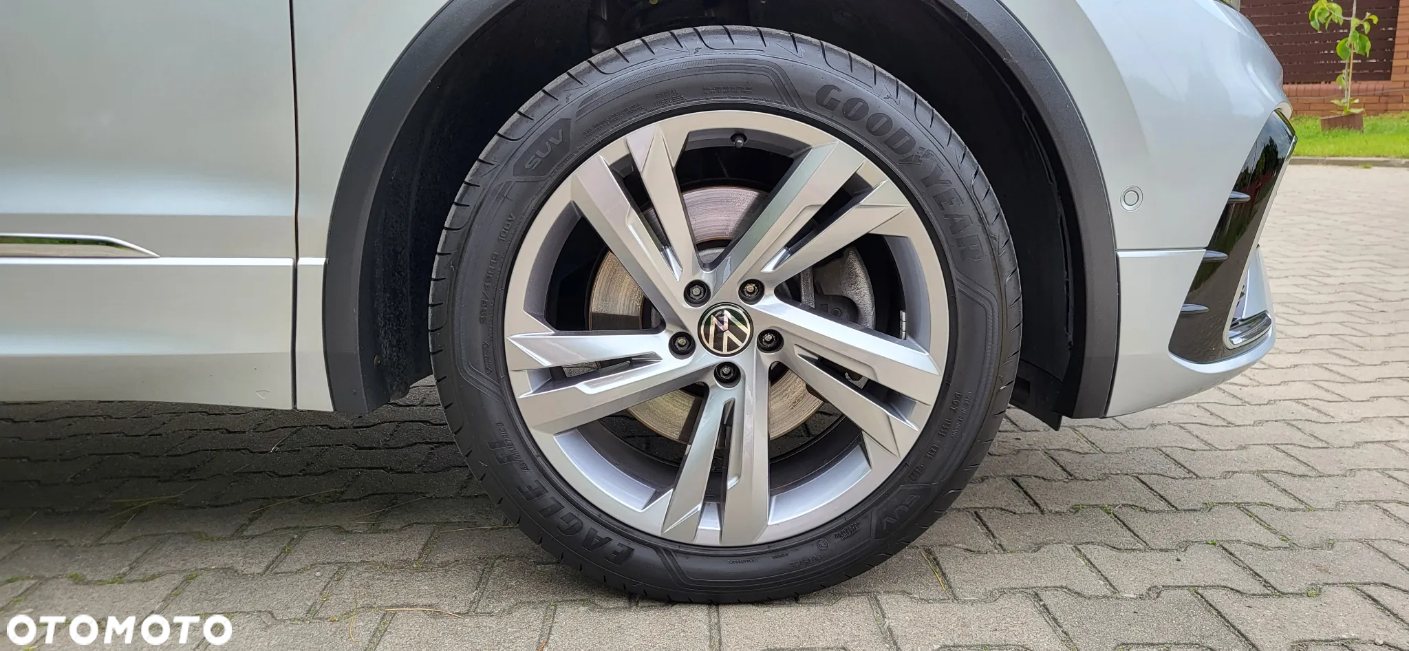 Volkswagen Tiguan 2.0 TDI SCR 4Mot R-Line DSG - 14