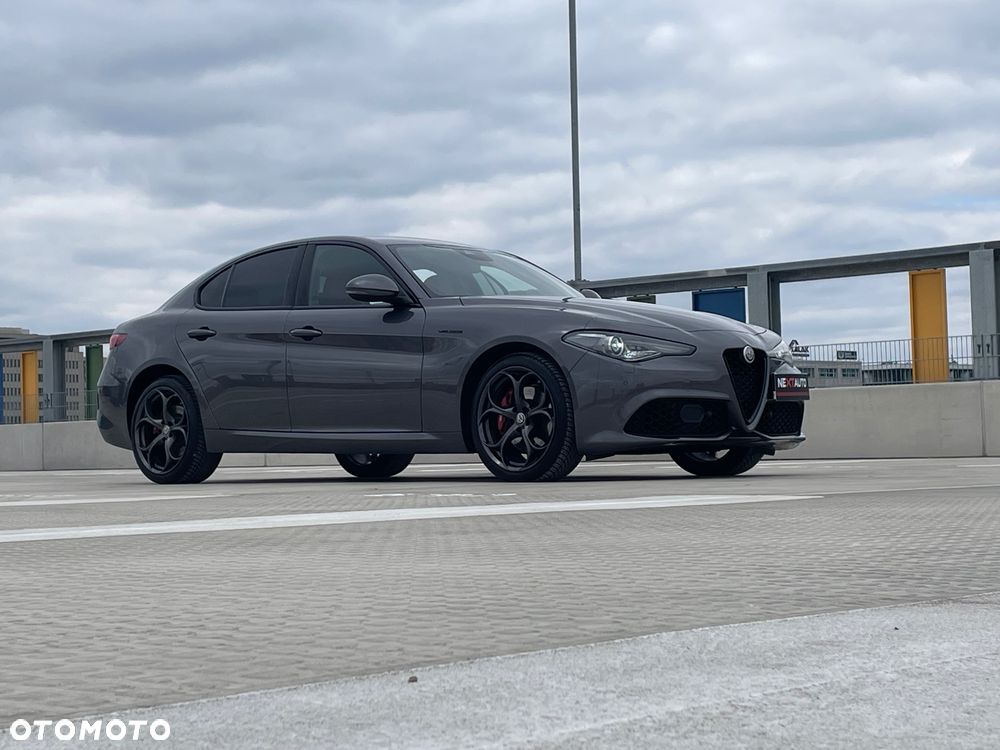 Alfa Romeo Giulia 2.0 Turbo Veloce Q4 - 11