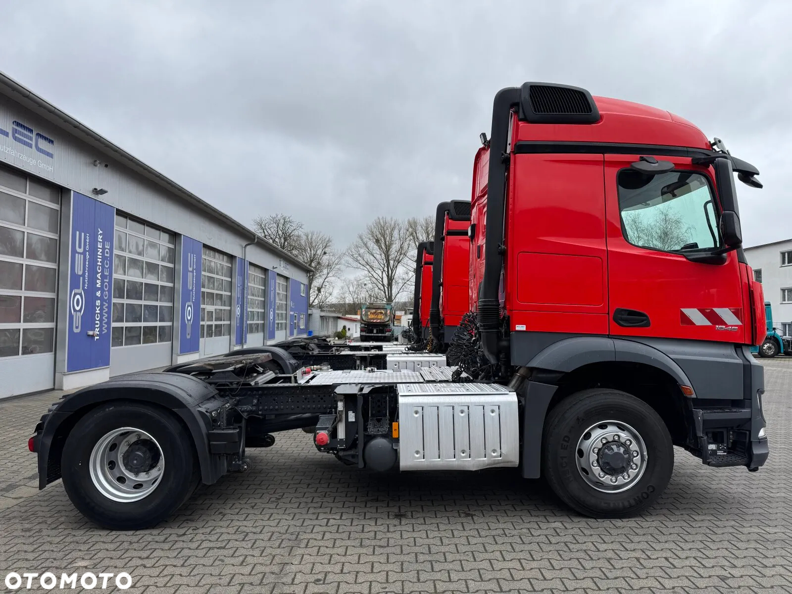 Mercedes-Benz AROCS 1845 LS 4x4 HAD CIĄGNIK SIODŁOWY Z HYDRAULIKĄ WYWROTU - 3