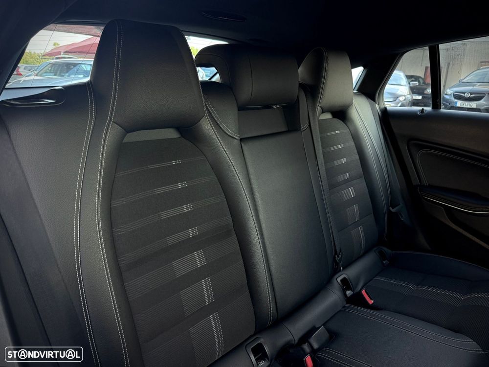 Mercedes-Benz CLA 180 d Shooting Brake Urban - 8
