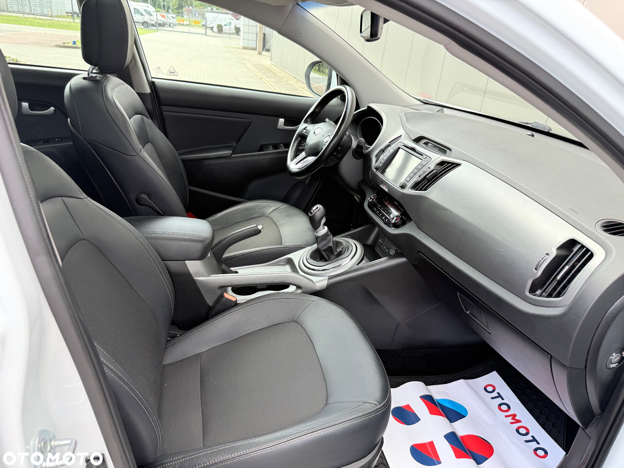 Kia Sportage - 16