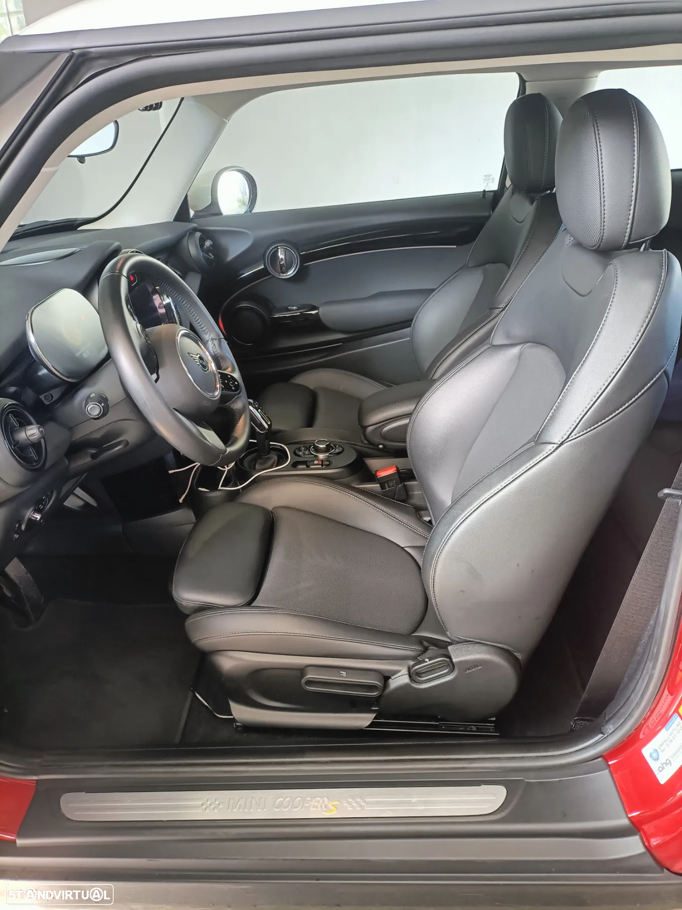 MINI 3 Portas Cooper SE Classic - 23