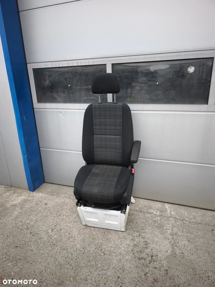 Fotel pasażera prawy pojedynczy MB Sprinter w906 Lift - 1