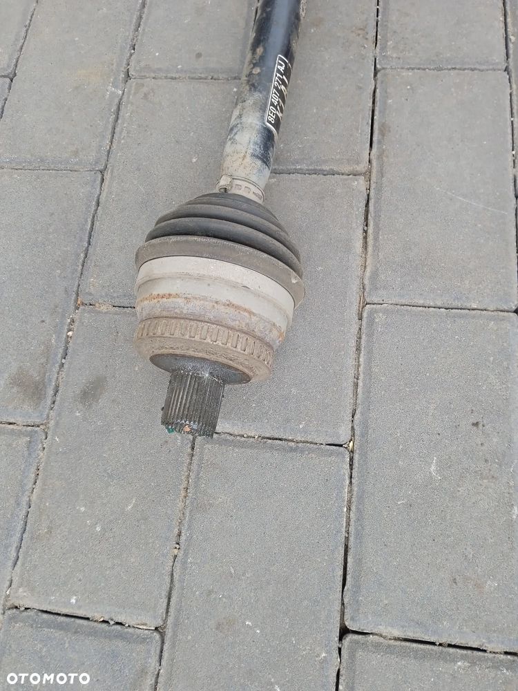 Półoś lewa Audi A4 B6 2.0 8E0407271AJ - 3