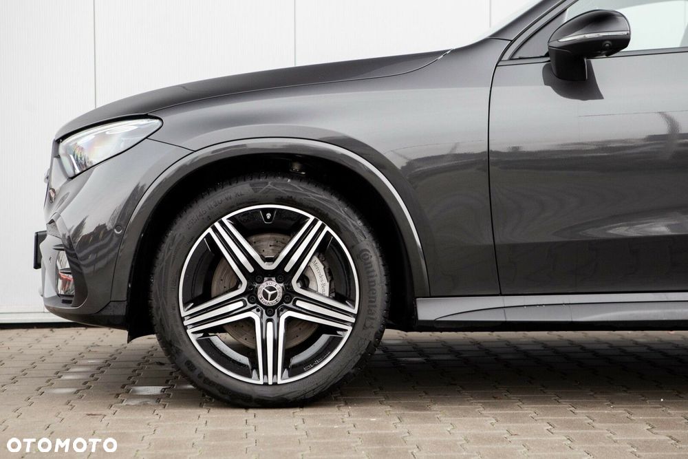 Mercedes-Benz GLC - 14