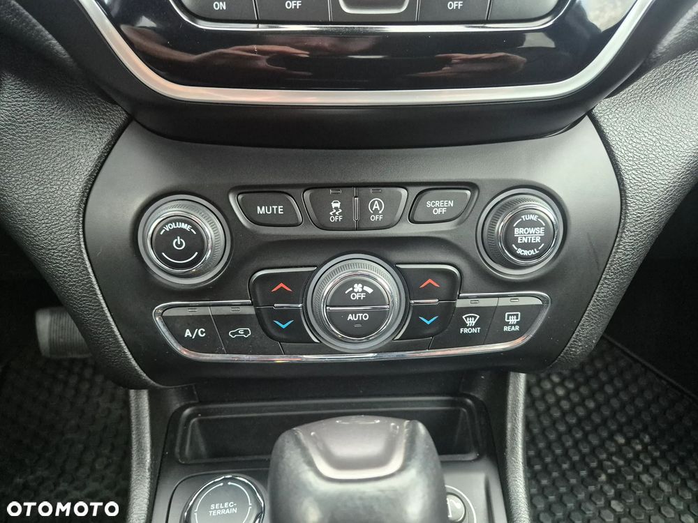 Jeep Cherokee 2.2 MJ II Active Drive I Automatik Overland - 27