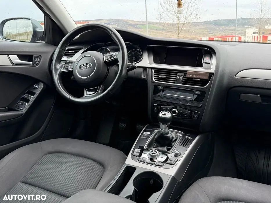 Audi A4 2.0 TDI DPF Attraction - 6