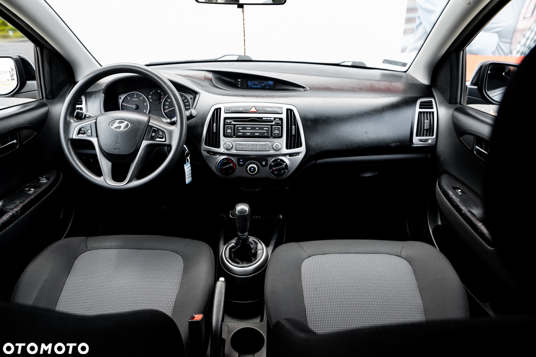 Hyundai i20 1.1 CRDi - 25