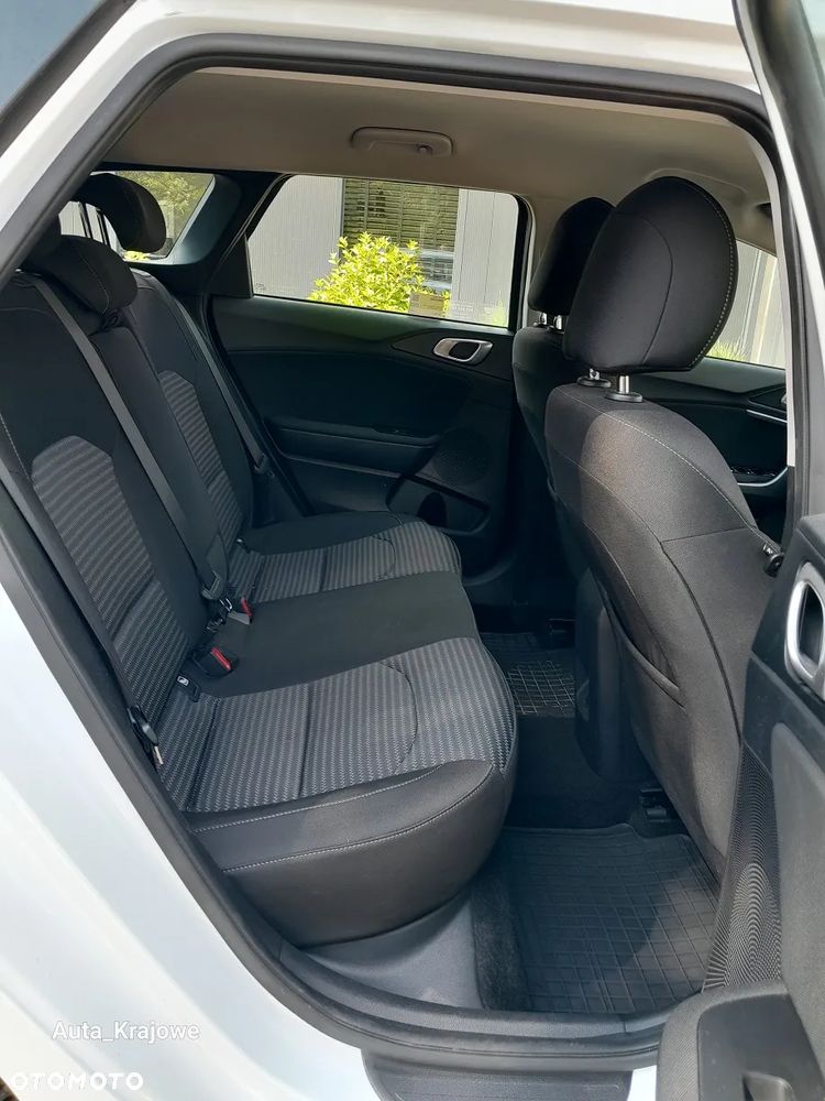 Kia Ceed 1.5 T-GDI M - 29
