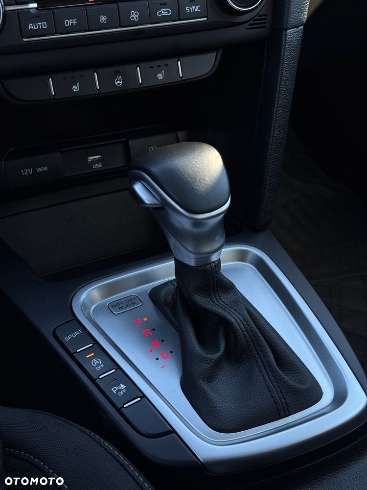 Kia XCeed 1.5 T-GDI Prestige Line DCT - 24