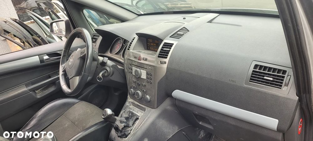 OPEL ZAFIRA-B Z19DT 2006 na części - 20