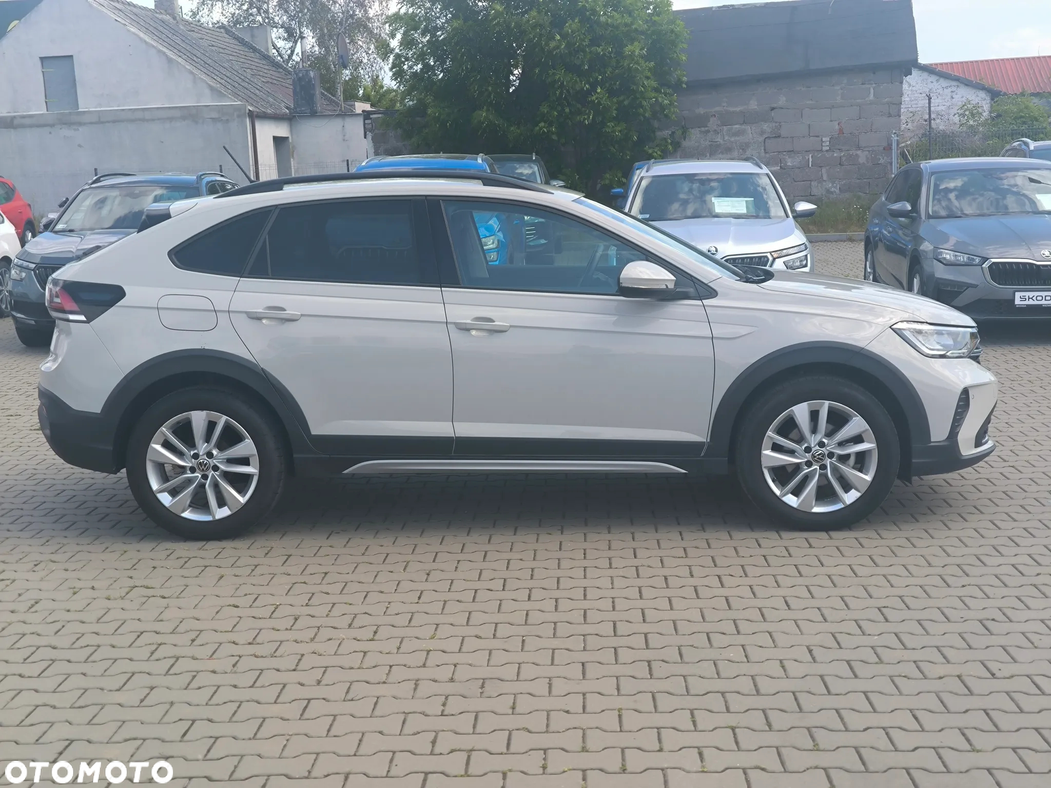 Volkswagen Taigo 1.0 TSI Life DSG - 4