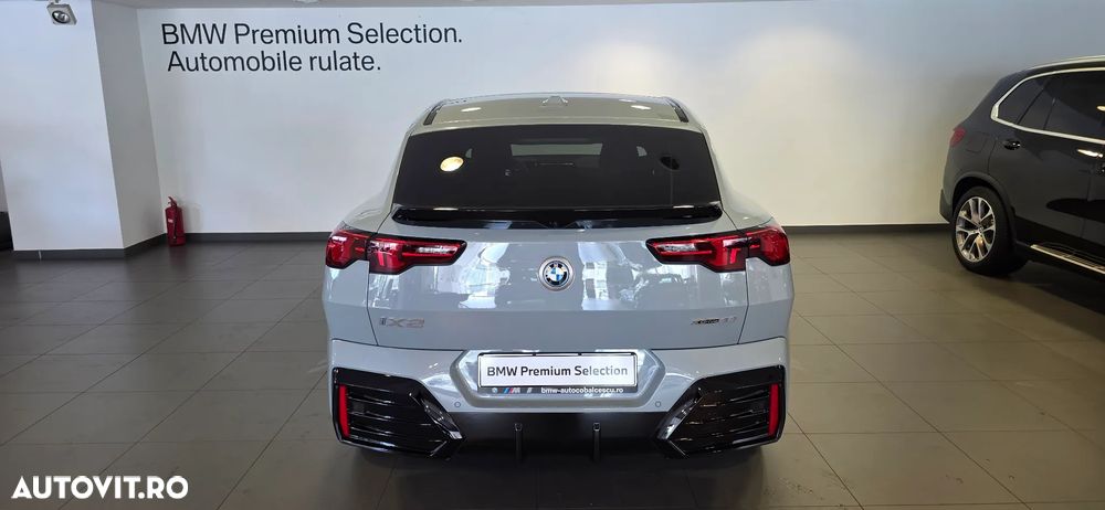 BMW iX2 xDrive30 - 5