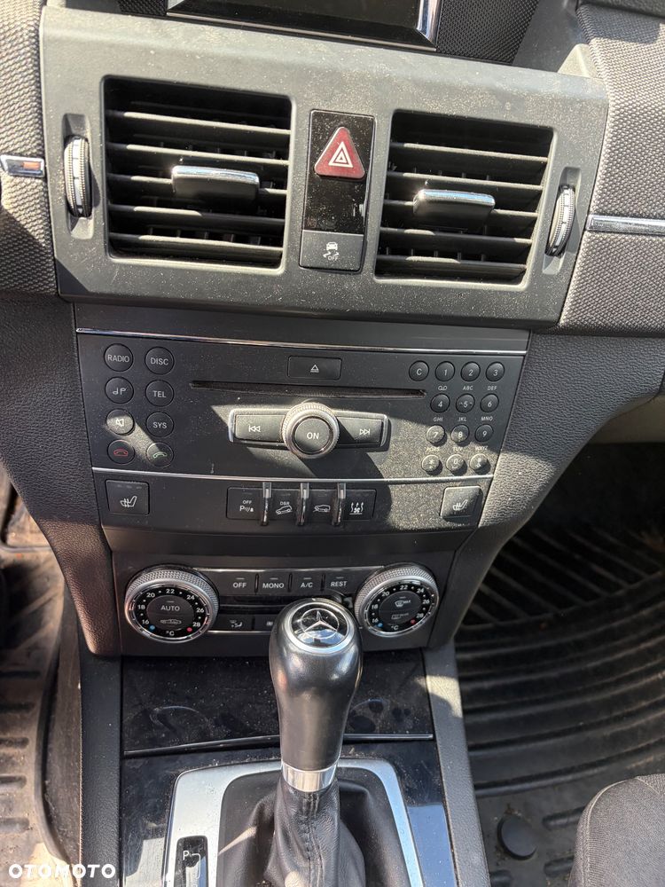Mercedes-Benz GLK 350 CDI DPF 4Matic 7G-TRONIC SPORT EDITION - 38
