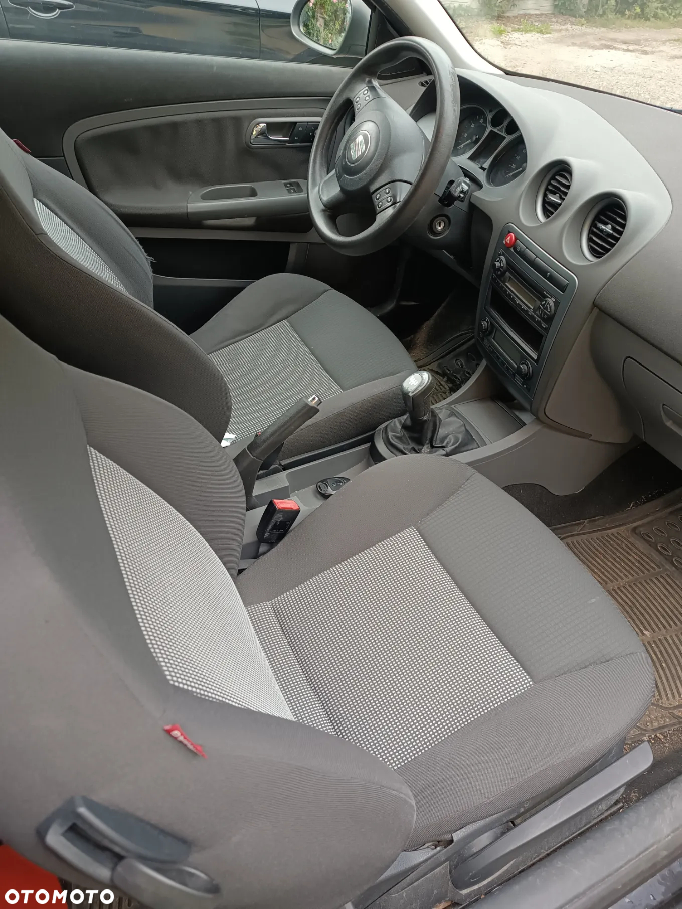 Seat Ibiza ver-1-4-16v-cool - 7