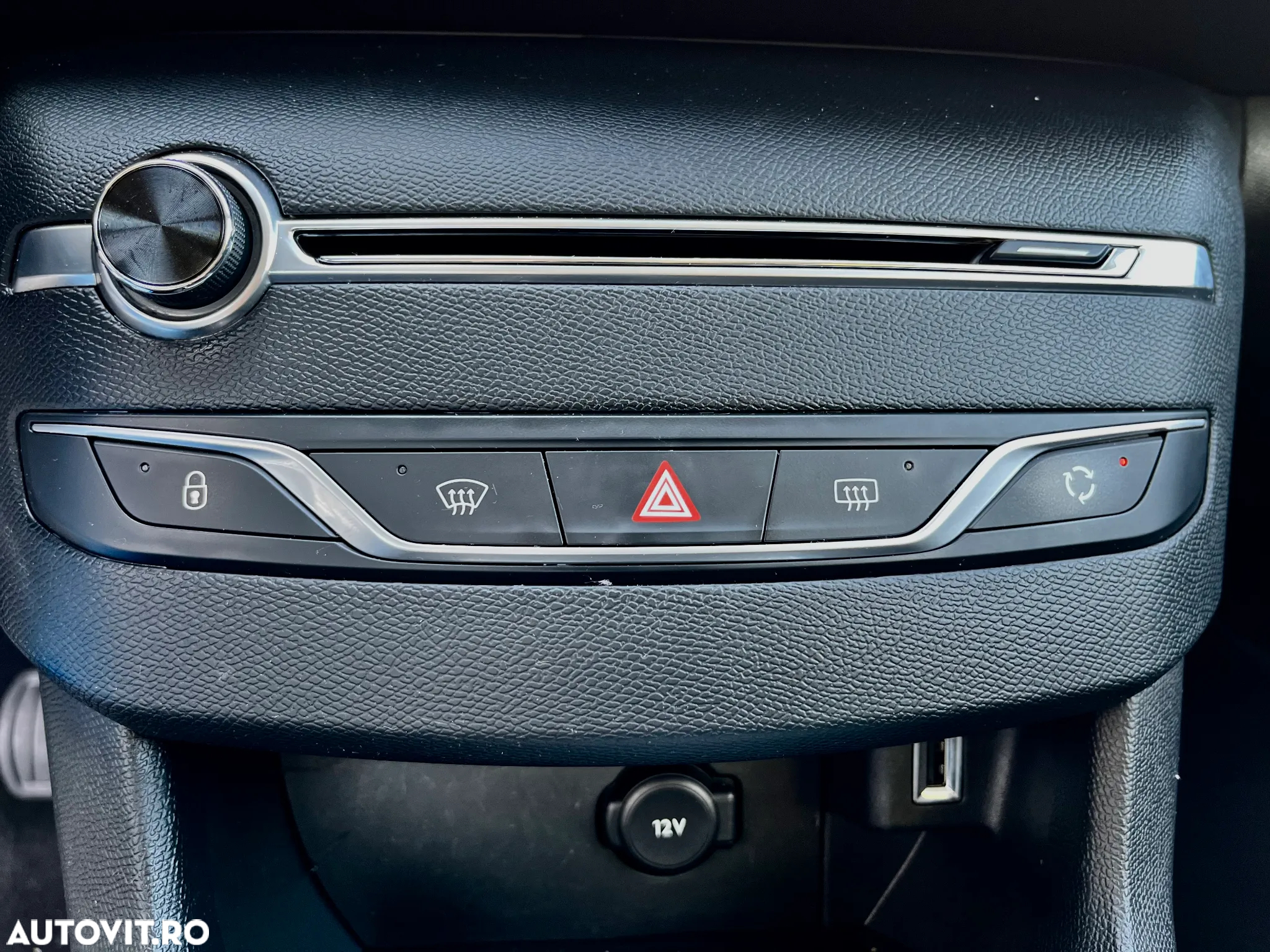 Peugeot 308 - 24