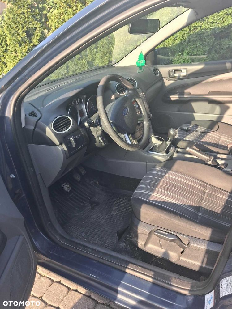 Ford Focus - 4