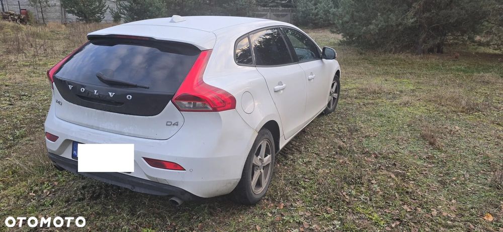 Volvo V40 D4 Drive-E Momentum - 11