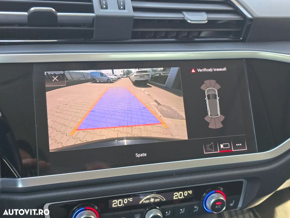 Audi Q3 35 TDI S tronic - 30