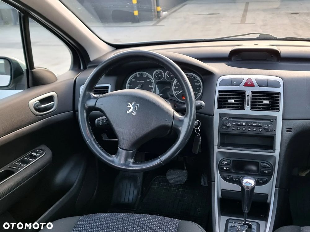 Peugeot 307 1.6 XT Premium - 10