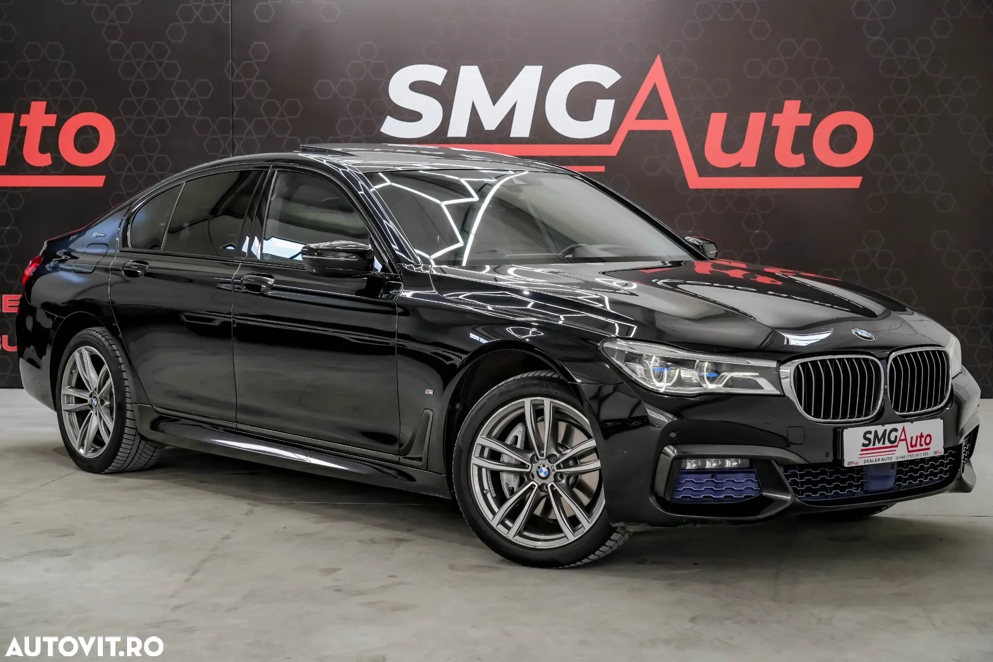 BMW Seria 7 740Le iPerformance - 28