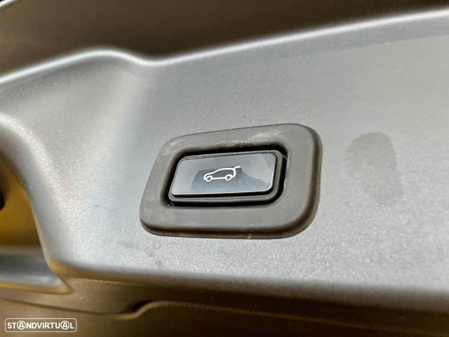 Land Rover Range Rover Evoque P300e R-Dynamic - 34