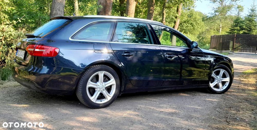 Audi A4 Avant - 16
