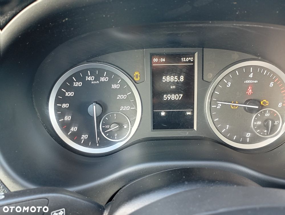 Mercedes-Benz VITO - 12