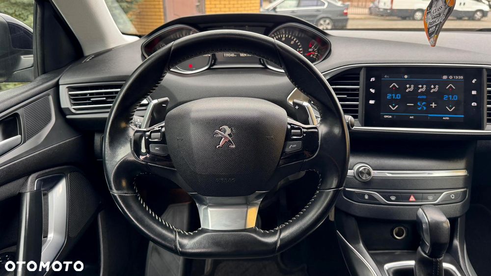 Peugeot 308 - 34