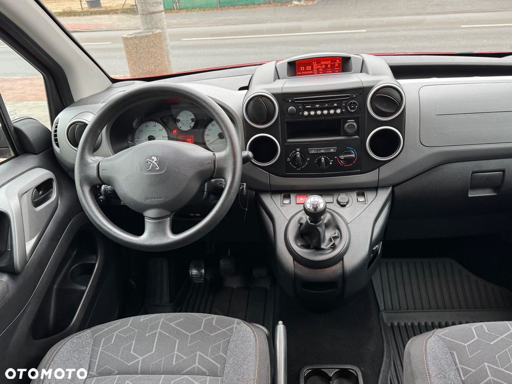 Peugeot Partner 98 VTi Active - 32