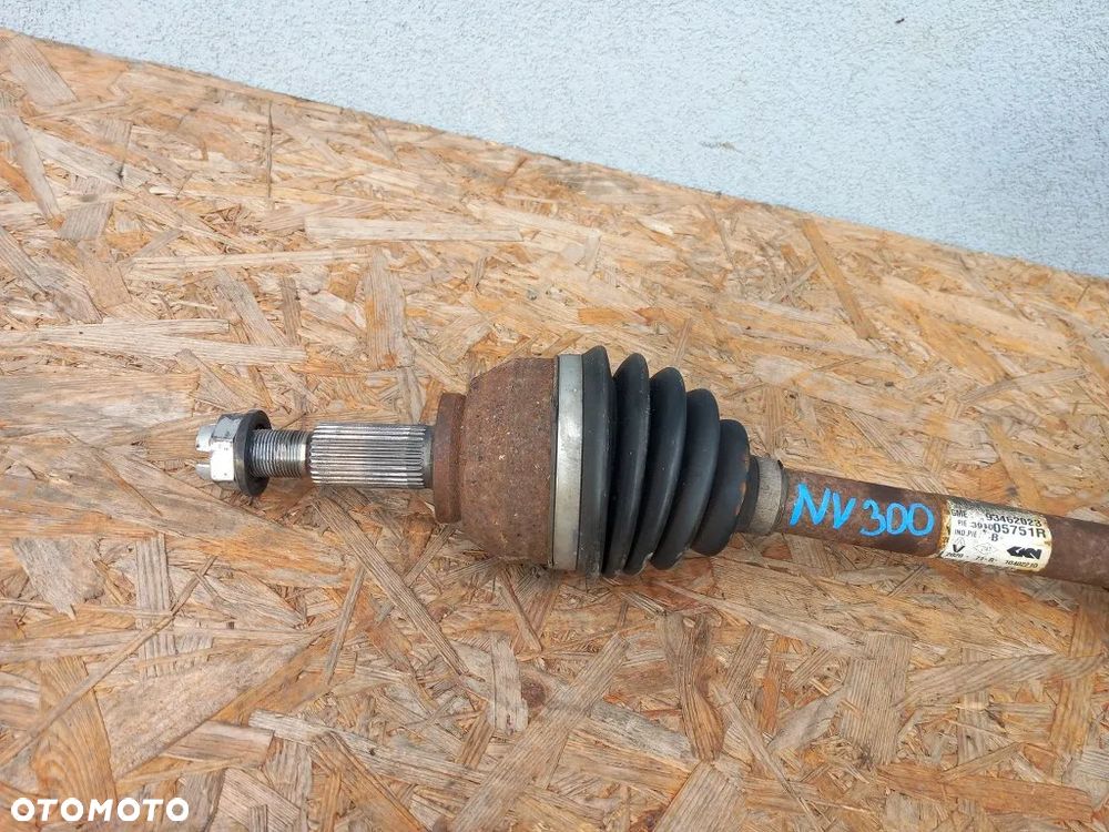 Półoś Prawa Renault Trafic III Lift Talento NV300 2020r 2.0 DCI 391005751R 93462023 - 2