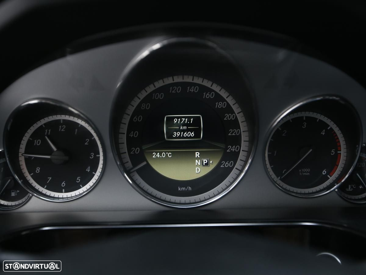 Mercedes-Benz E 250 CDi Avantgarde BE Auto. - 21