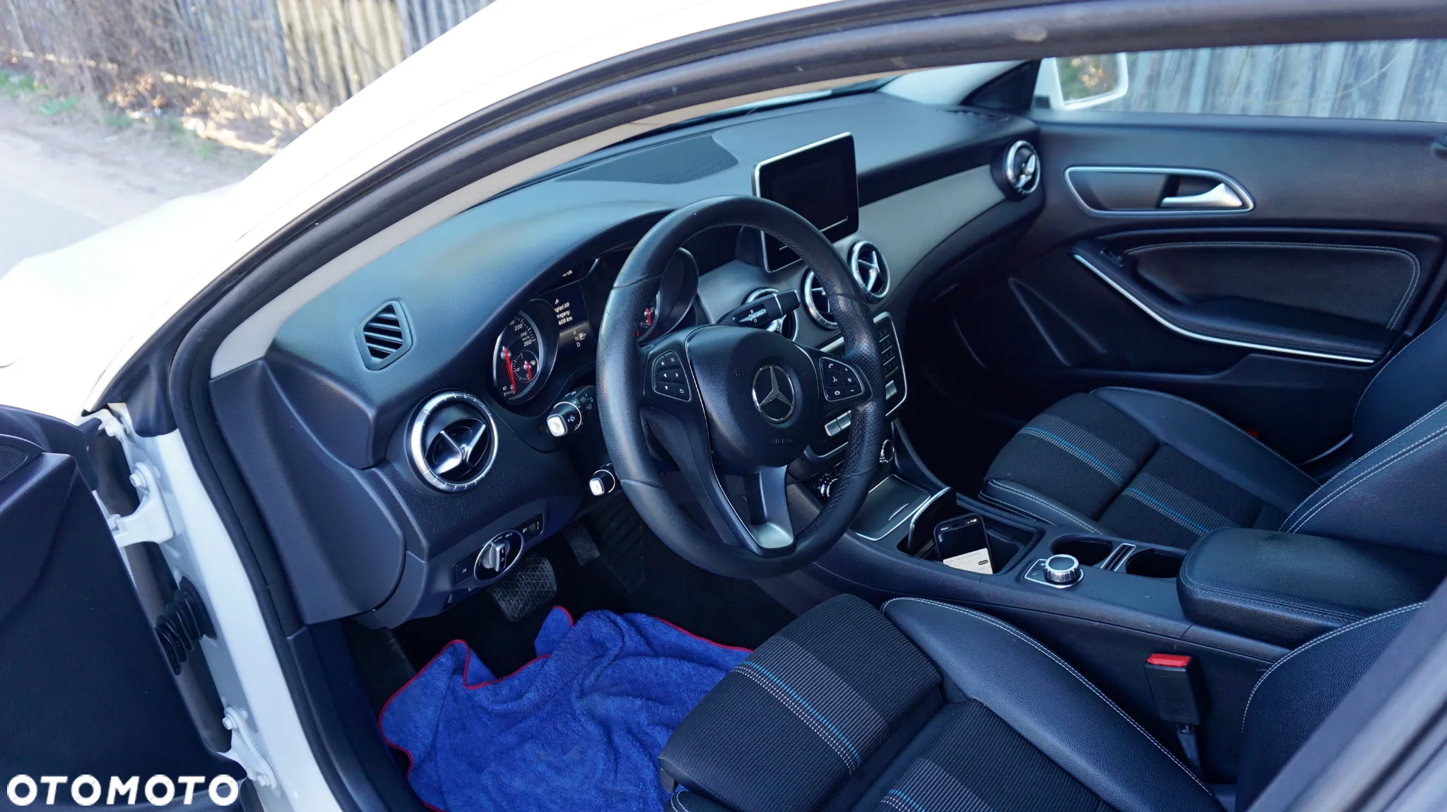 Mercedes-Benz CLA 180 d 7G-DCT - 18