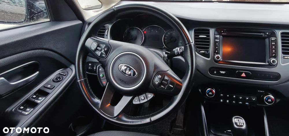 Kia Carens 1.7 CRDi M - 13