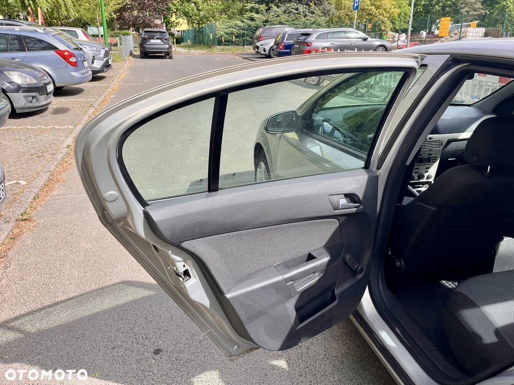 Opel Astra - 13