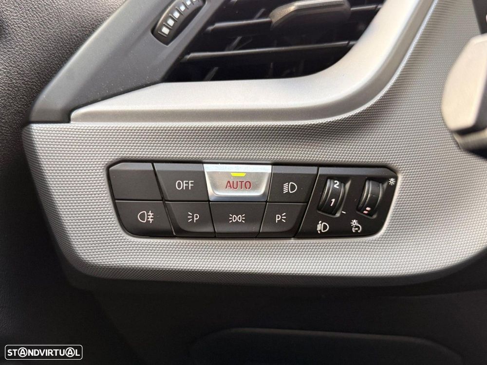 BMW 116 d Advantage Auto - 32