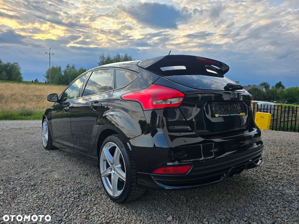 Ford Focus 2.0 EcoBoost ST mit Leder-Exclusiv-Paket - 6